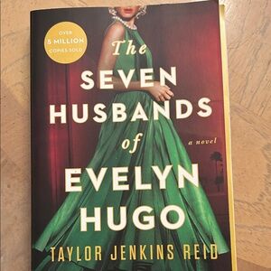 The Seven Husbands of Evelyn Hugo Book